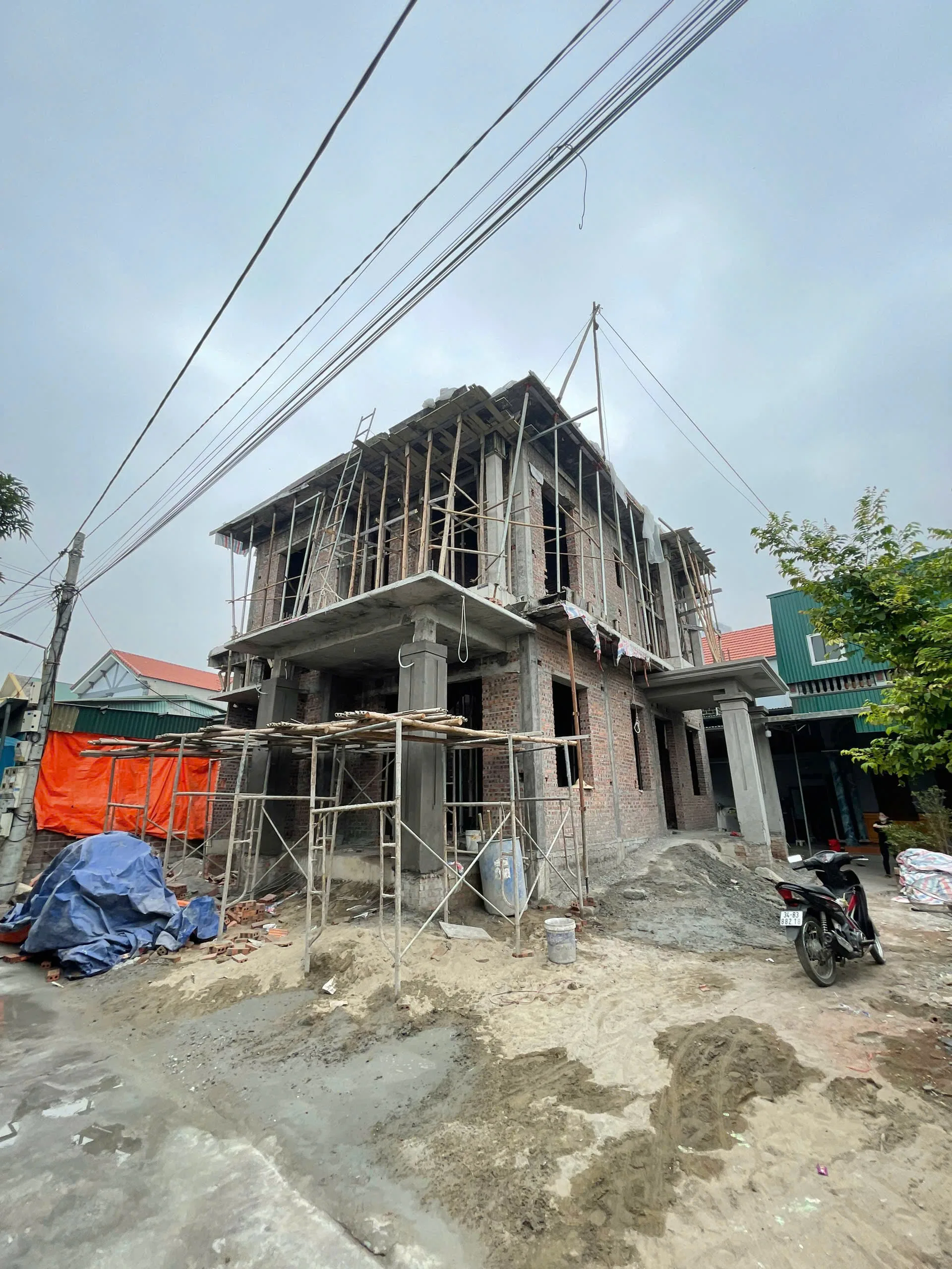 thi công trọn gói nhà mái Nhật 2 tầng