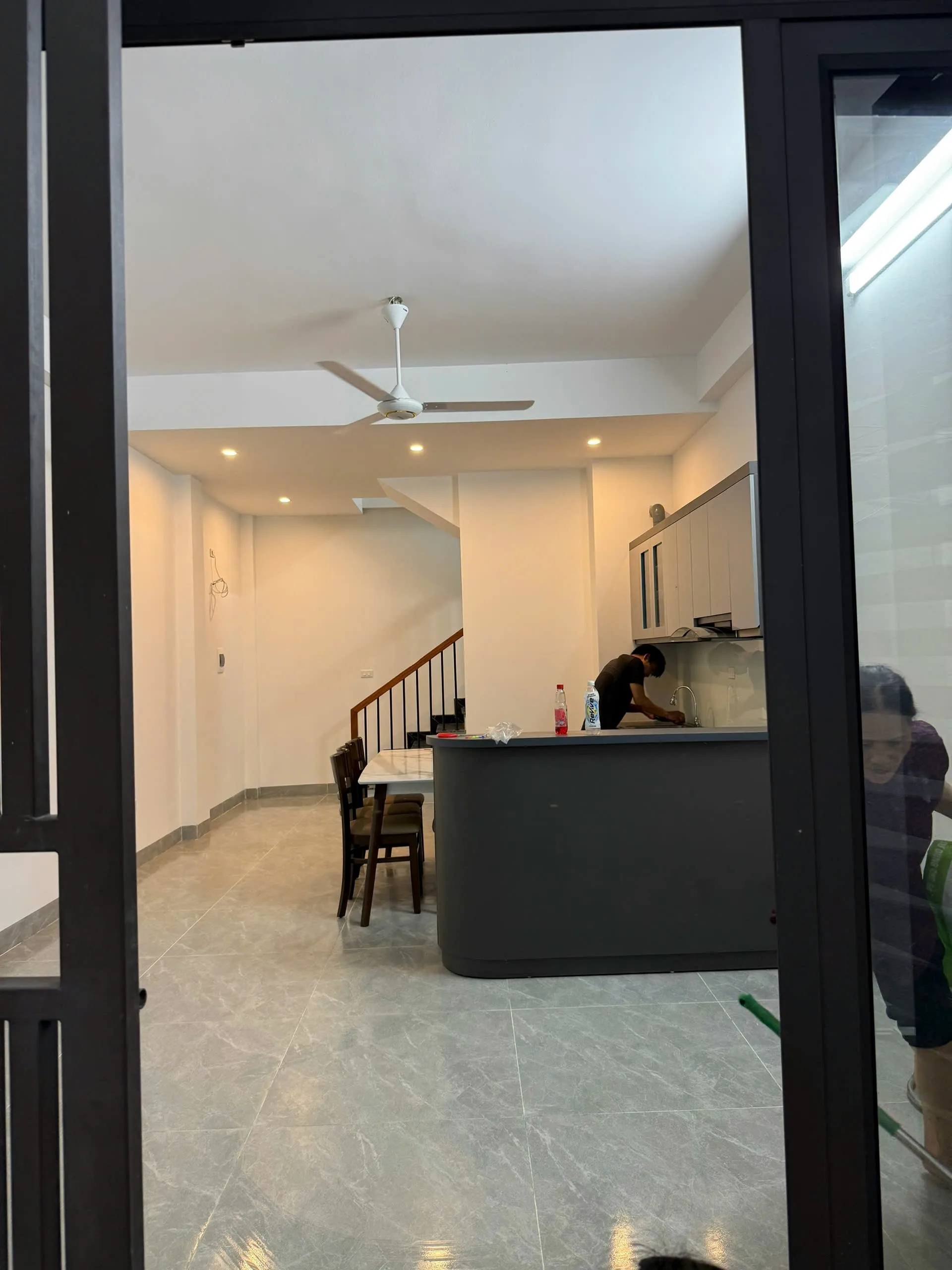 thi công trọn gói nhà 4 tầng 1 tum mái bằng