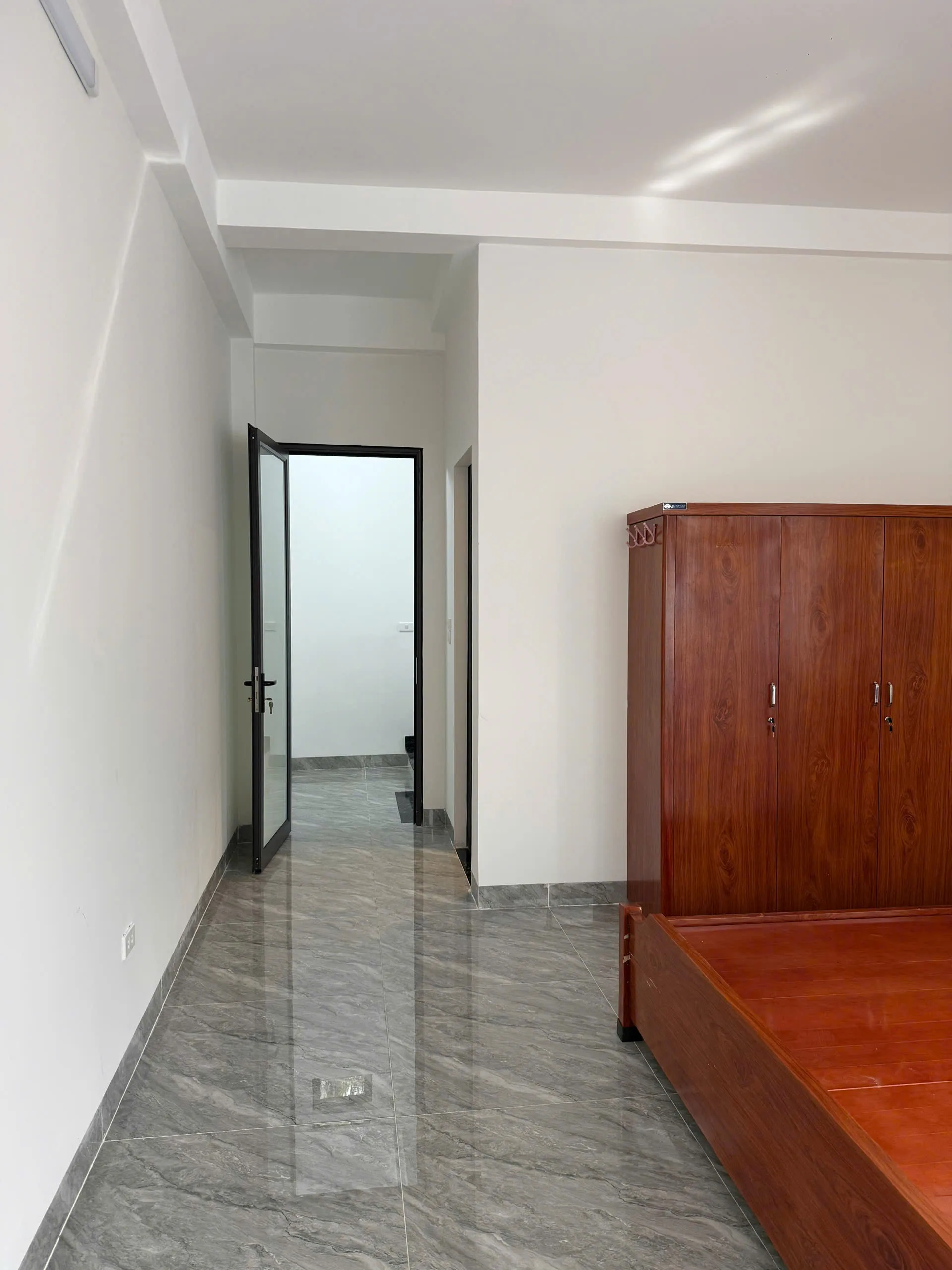 thi công trọn gói nhà 4 tầng 1 tum mái bằng