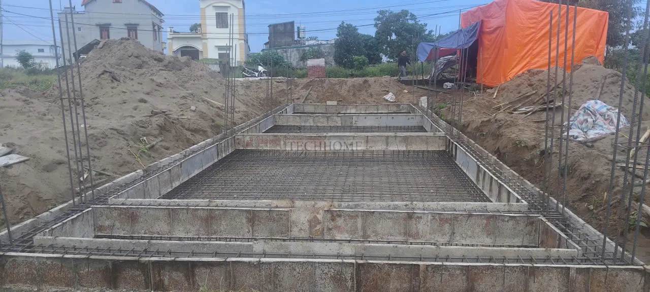 Thi công móng băng chắc chắn trong dự án xây nhà trọn gói tại Hải Dương của Techhome.